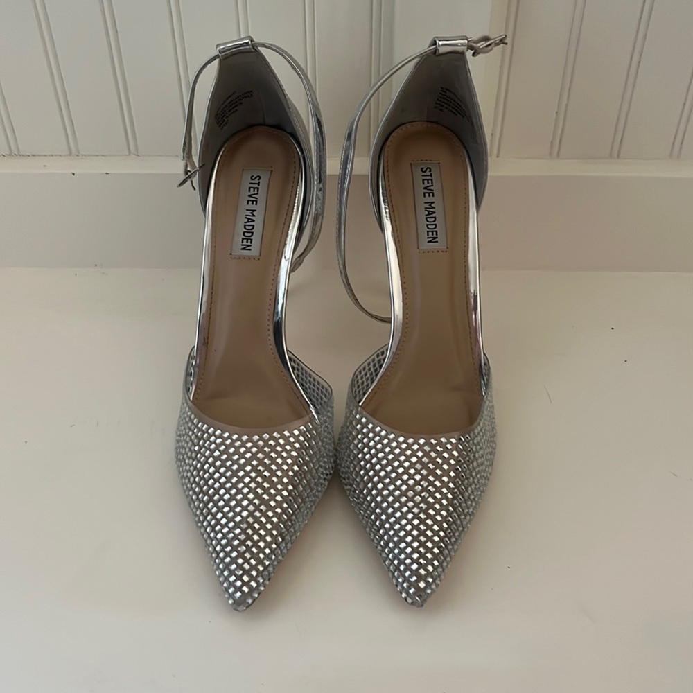 Steve Madden Silver Heels